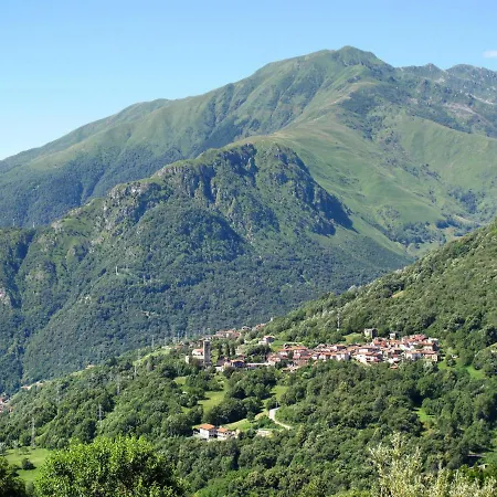 Vakantiehuis Locazione Turistica Zepi - Grv630 Livo (Lombardy)